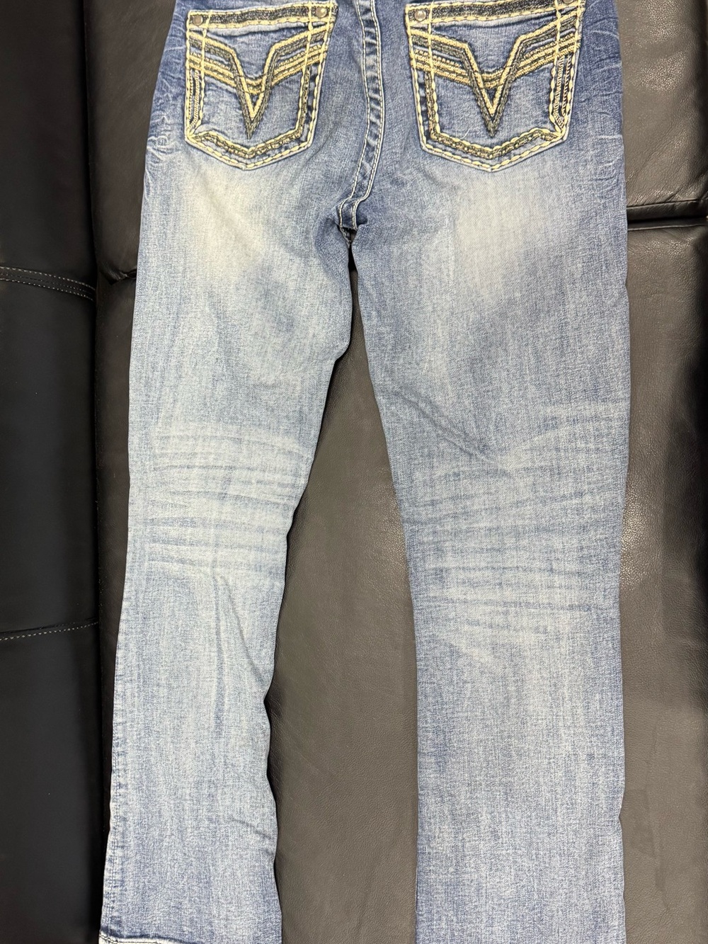 Vigoss Light Blue Boot Cut Jeans with Embroidered Back Pockets 0 short
